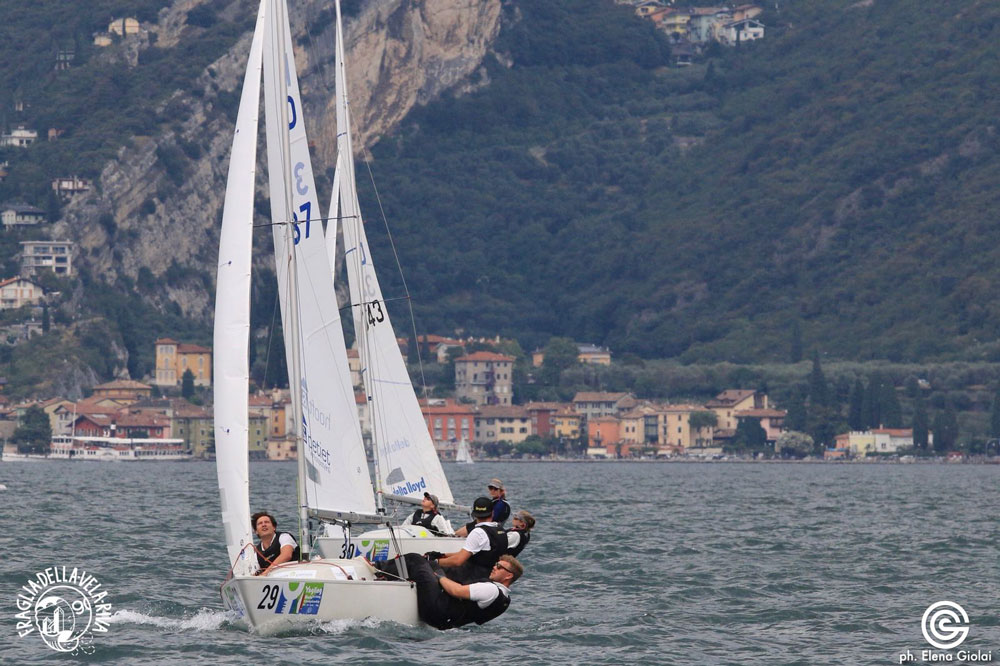 yingling zeilboot wereldkioenschappen yngling zeilen riva del garda yingling zeilboot wereldkioenschappen yngling zeilen riva del garda